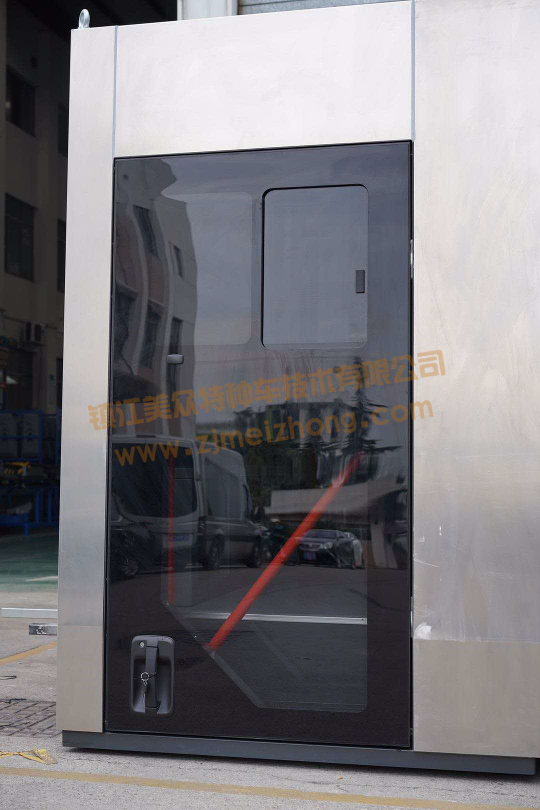 ����܇�����T